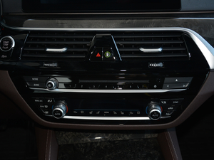 2018640i xDrive M\b {