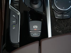 2018640i xDrive M\b v܇Ƅ