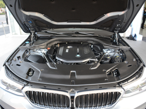 2018640i xDrive M\b l(f)әC(j)