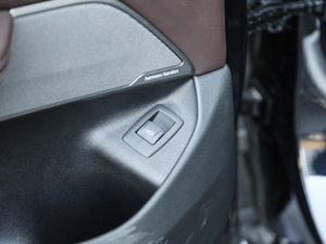 2018640i xDrive M\(yn)(dng)b g