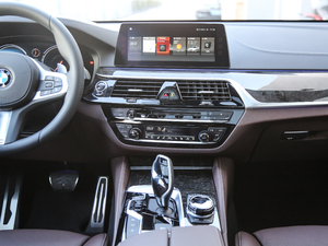 2018640i xDrive M\b п_