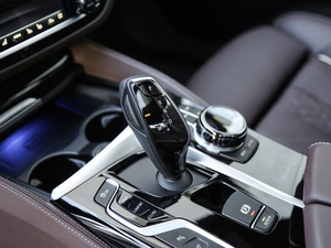 2018640i xDrive M\b п؅^