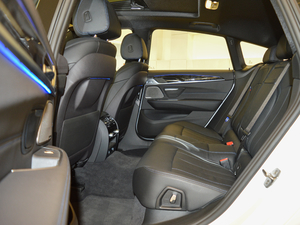 2018630i M\(yn)(dng)b ſg