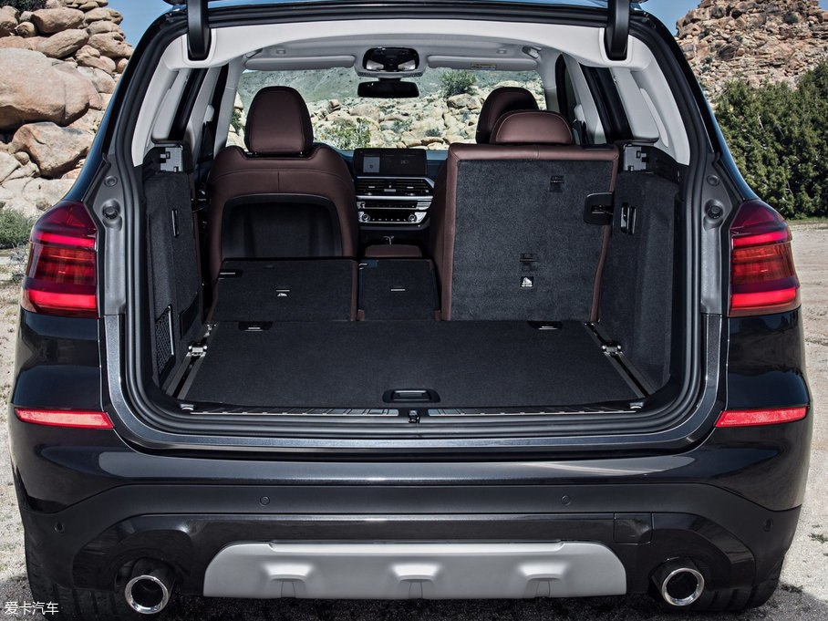 2018RX3Mڣ xDrive30d