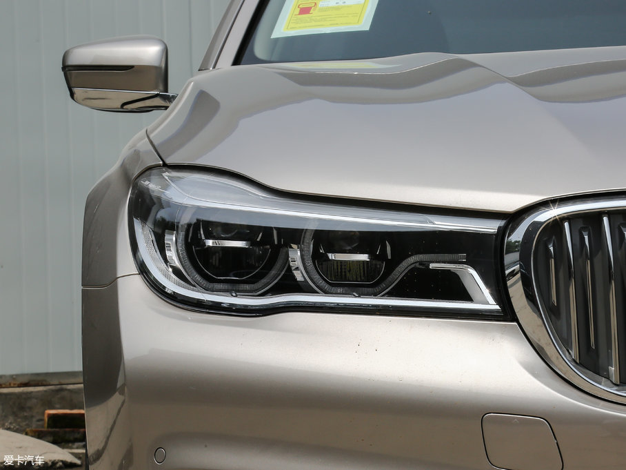 2018R7ϵ 730Li  ׿Խb