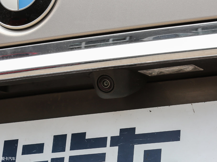 2018R7ϵ 730Li  ׿Խb