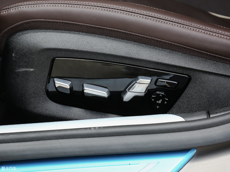 2018R7ϵ 730Li  ׿Խb