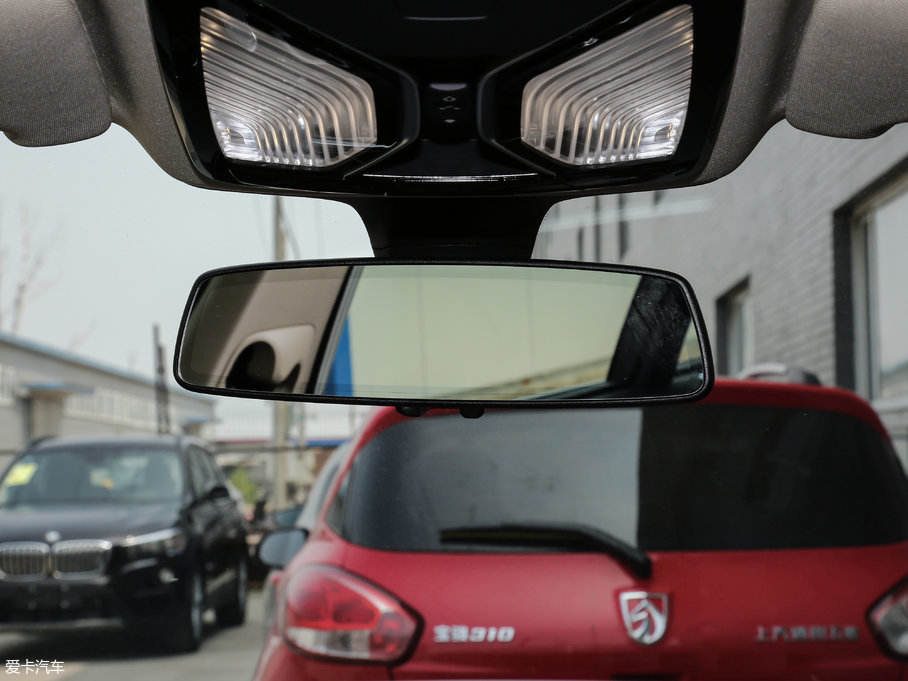 2018R7ϵ 730Li  ׿Խb