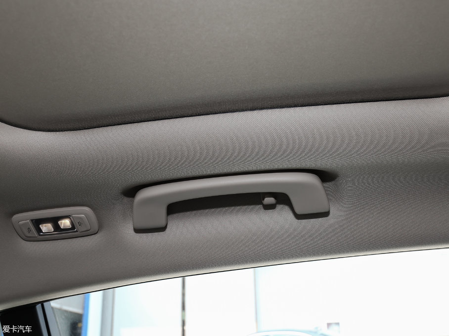 2018R7ϵ 730Li  ׿Խb