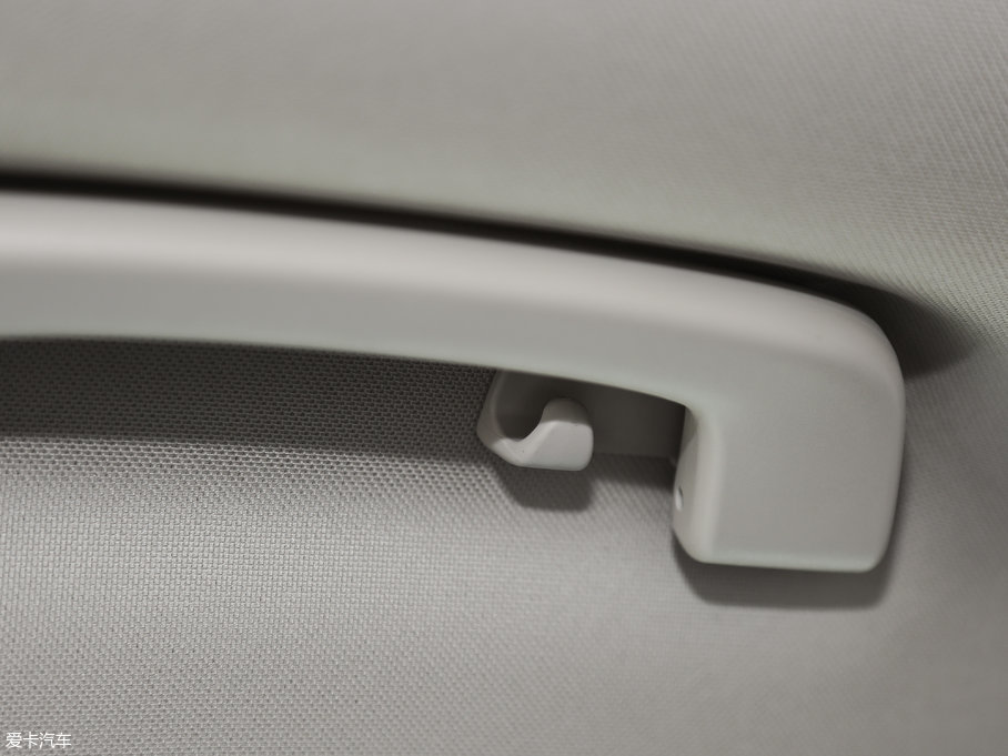 2018R7ϵ 730Li  ׿Խb