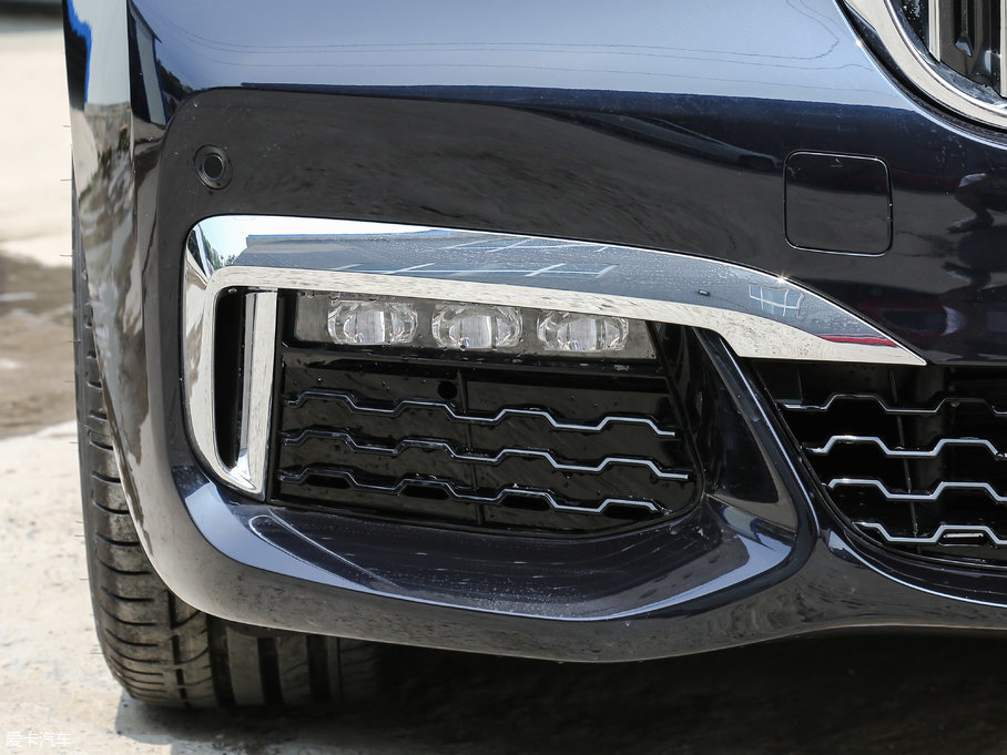 2018��R7ϵ 730Li ������ M�\(y��n)��(d��ng)���b