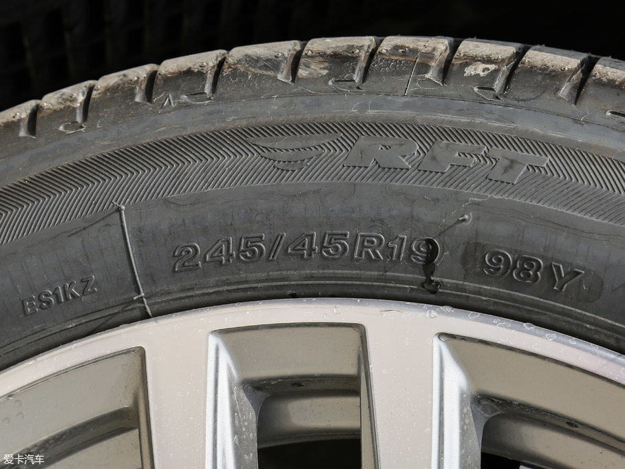 2018��R7ϵ 730Li ������ M�\�����b