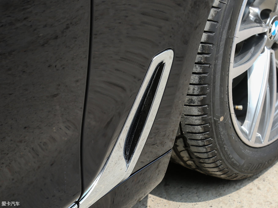 2018R7ϵ 730Li  M\b