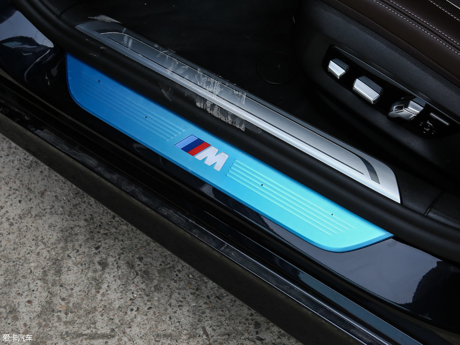 2018R7ϵ 730Li  M\b