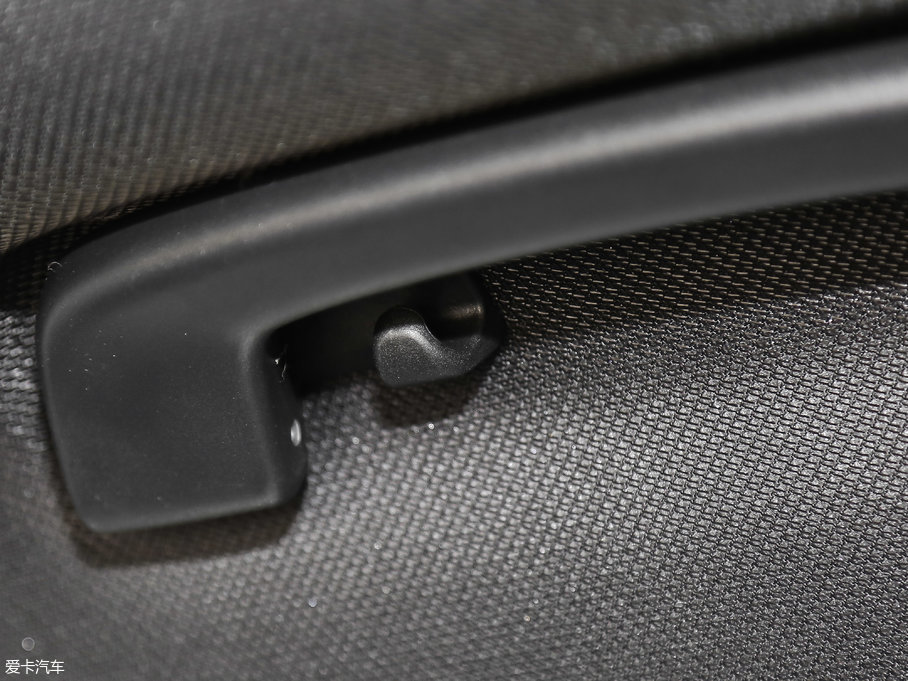 2018R7ϵ 730Li  M\b