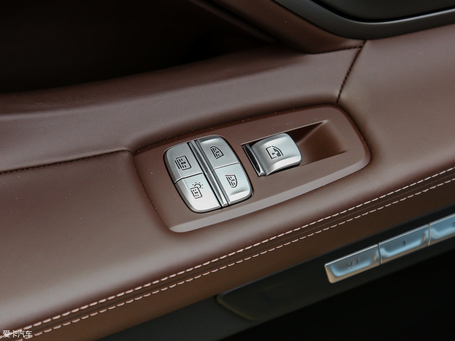 2018R7ϵ 730Li  M\(yn)(dng)b