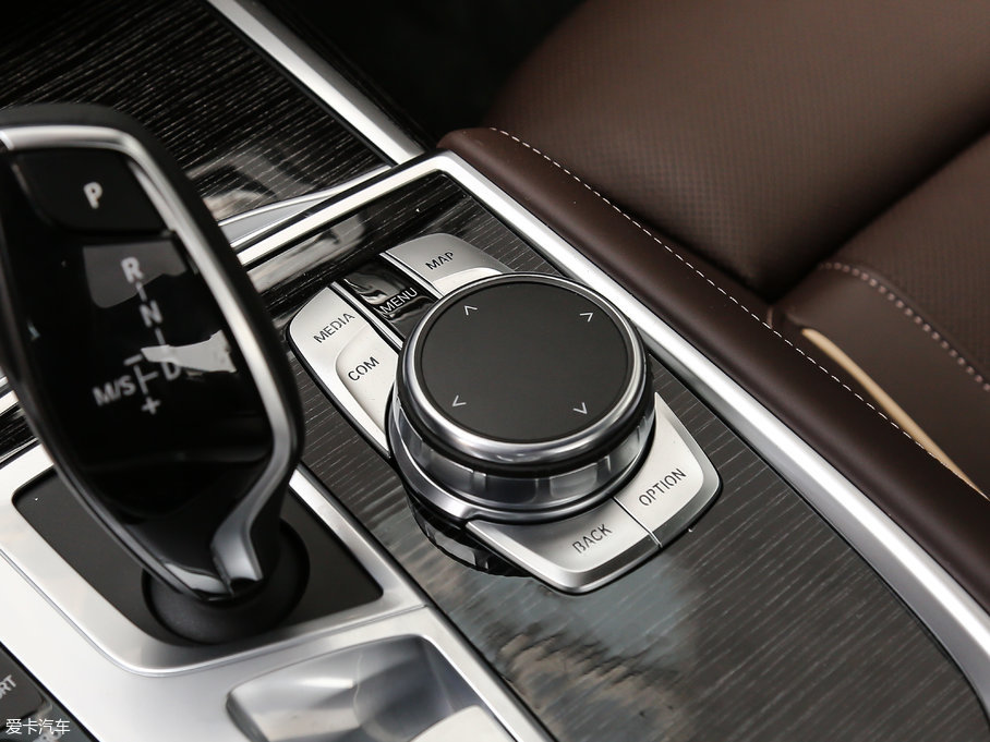 2018R7ϵ 730Li  M\b