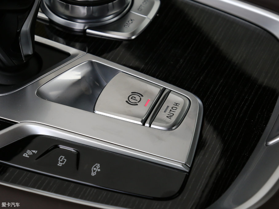 2018R7ϵ 730Li  M\b