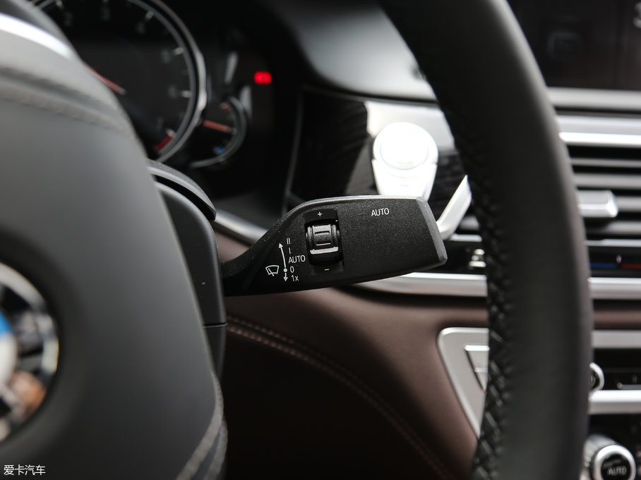 2018R7ϵ 730Li  M\b