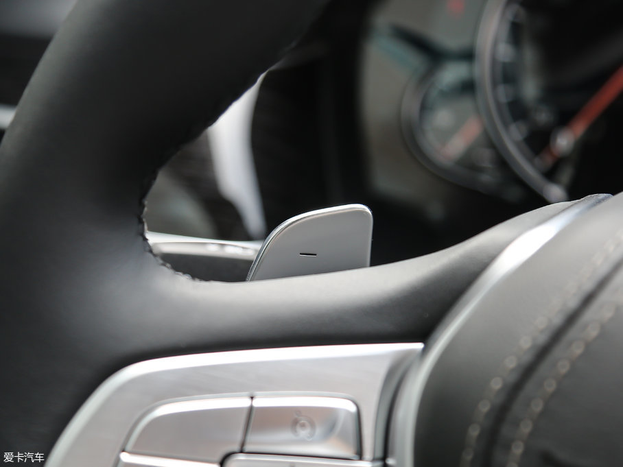 2018R7ϵ 730Li  M\b