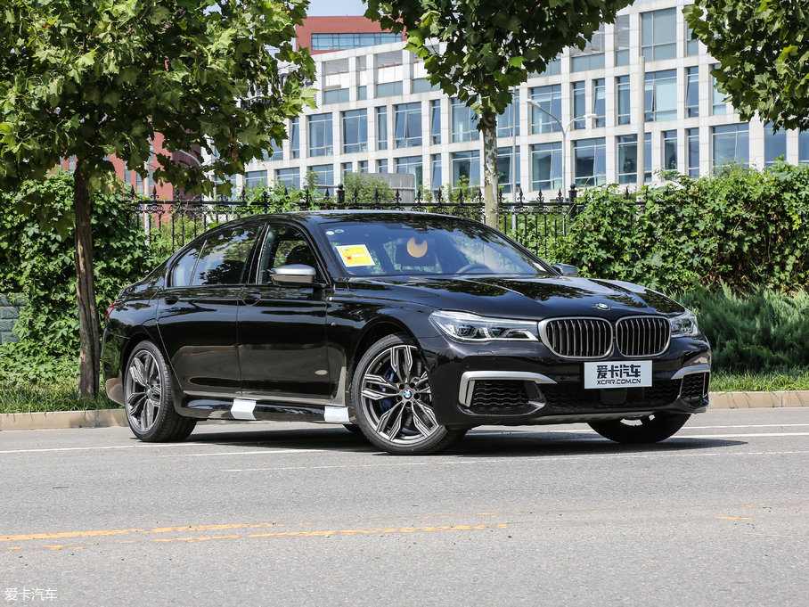 20187ϵ M760Li xDrive