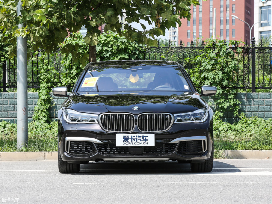 2018R7ϵ M760Li xDrive