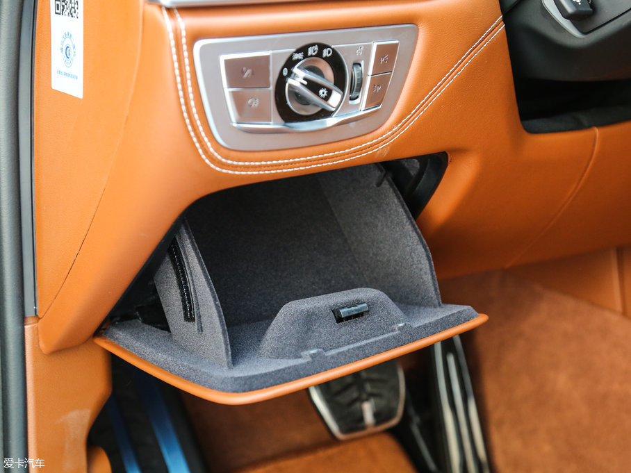 2018R7ϵ M760Li xDrive