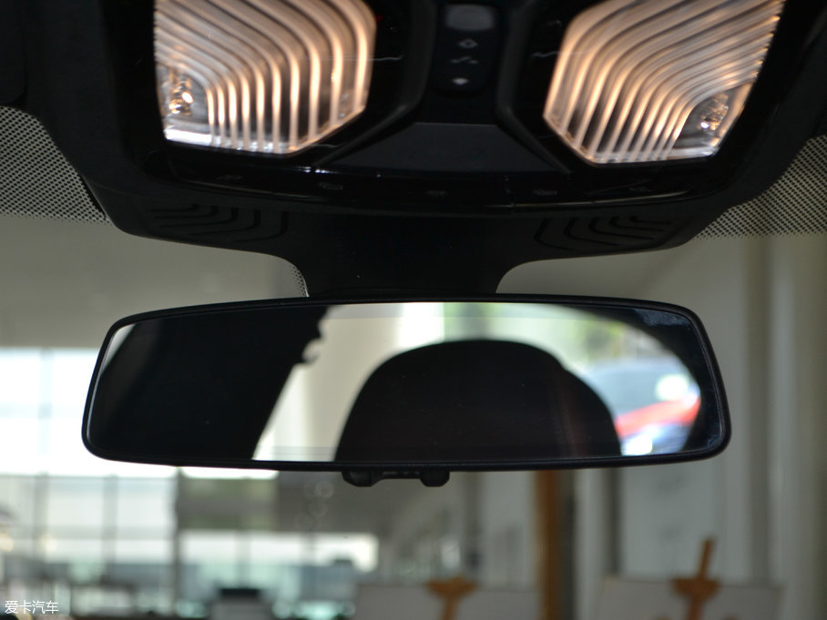 2018R7ϵ M760Li xDrive