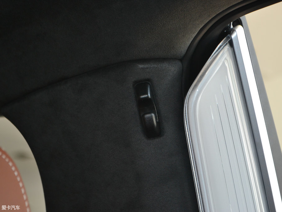 2018R7ϵ M760Li xDrive