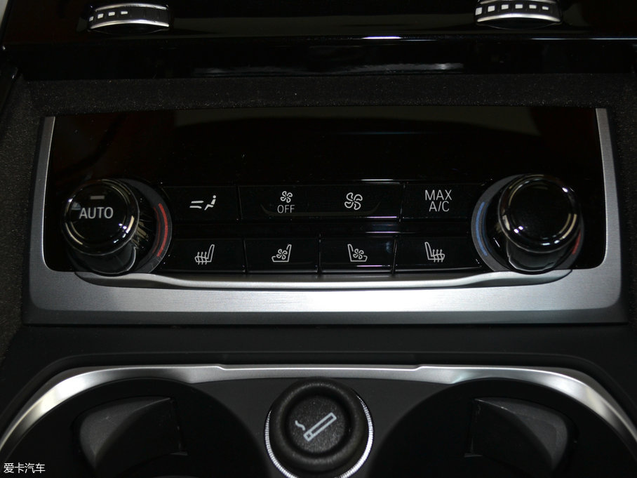 2018R7ϵ M760Li xDrive