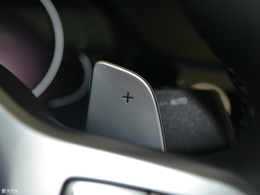 2018R7ϵ M760Li xDrive