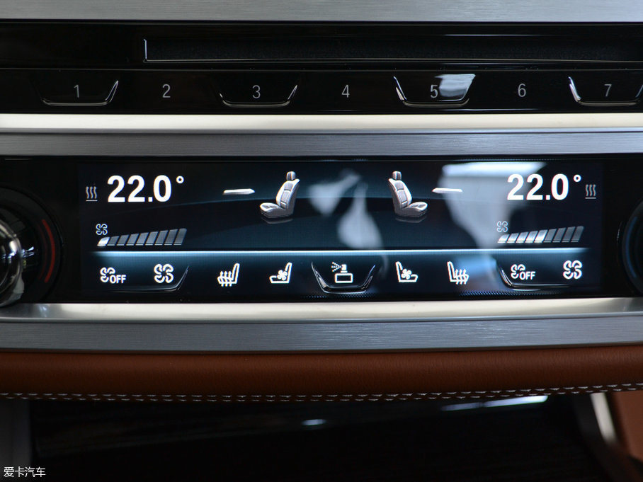 2018R7ϵ M760Li xDrive