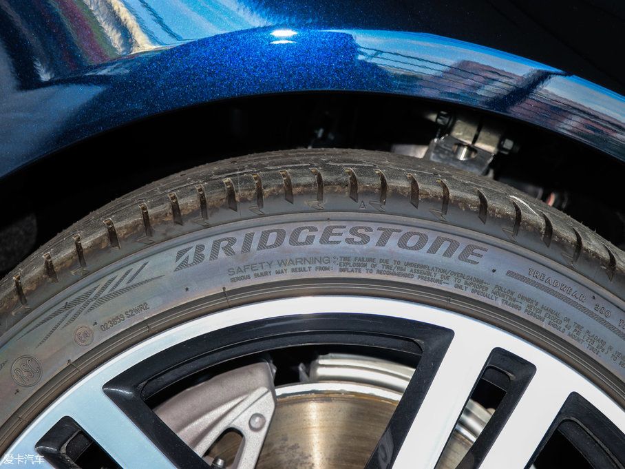 2018R7ϵ 740Li xDrive  ׿Խb