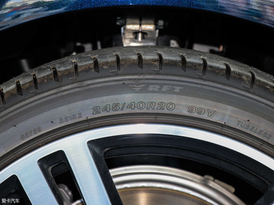 2018R7ϵ 740Li xDrive  ׿Խb