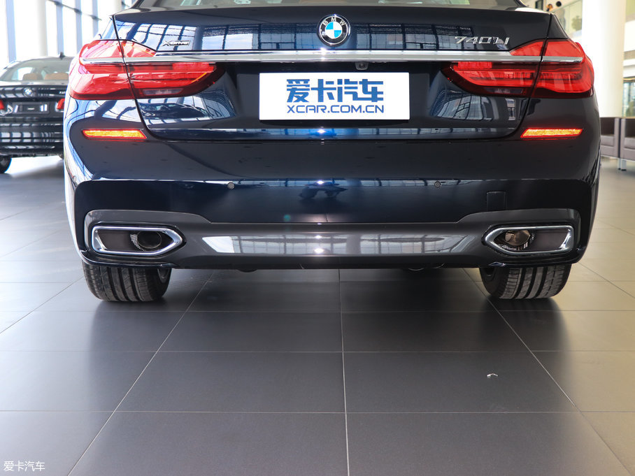 2018R7ϵ 740Li xDrive  ׿Խb