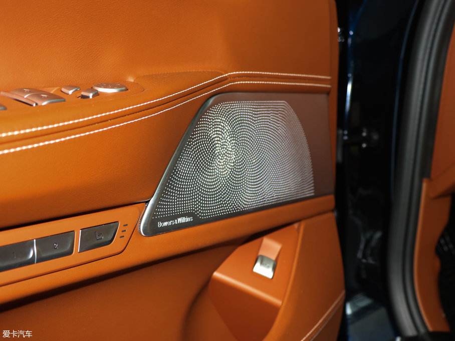 2018R7ϵ 740Li xDrive  ׿Խb