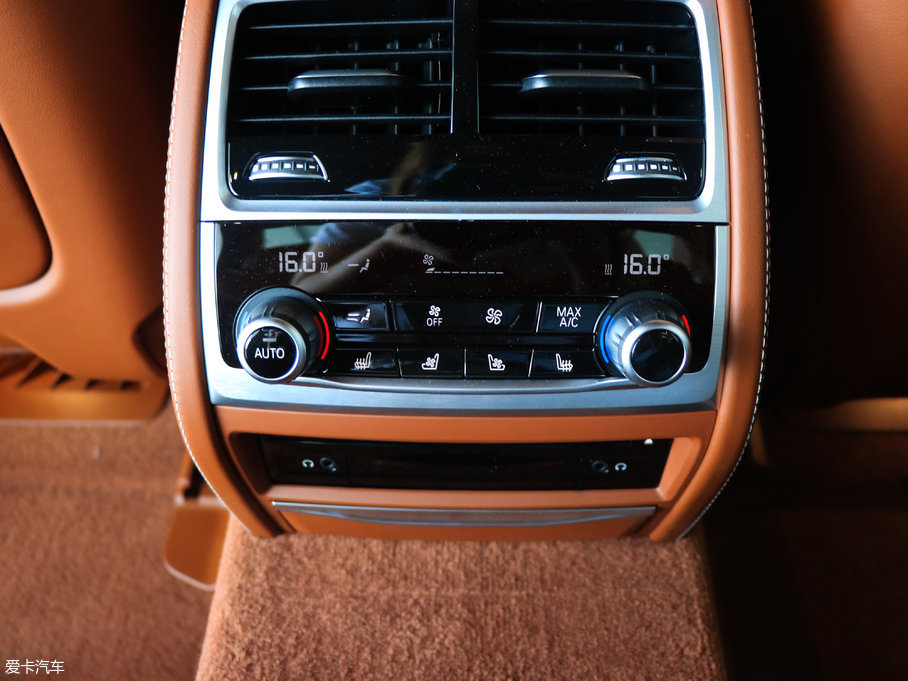 2018R7ϵ 740Li xDrive  ׿Խb