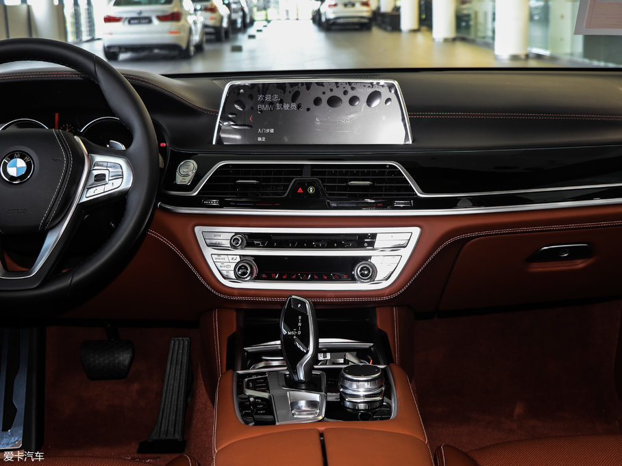 2018R7ϵ 740Li xDrive  ׿Խb