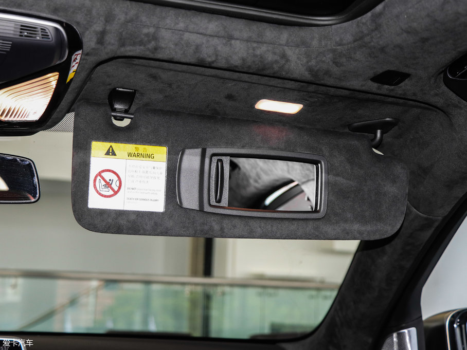 2018R7ϵ M760Li xDrive