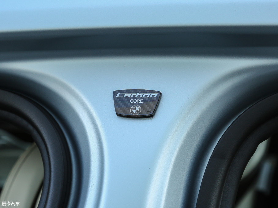 2018R7ϵ 740Li xDrive 40؄e