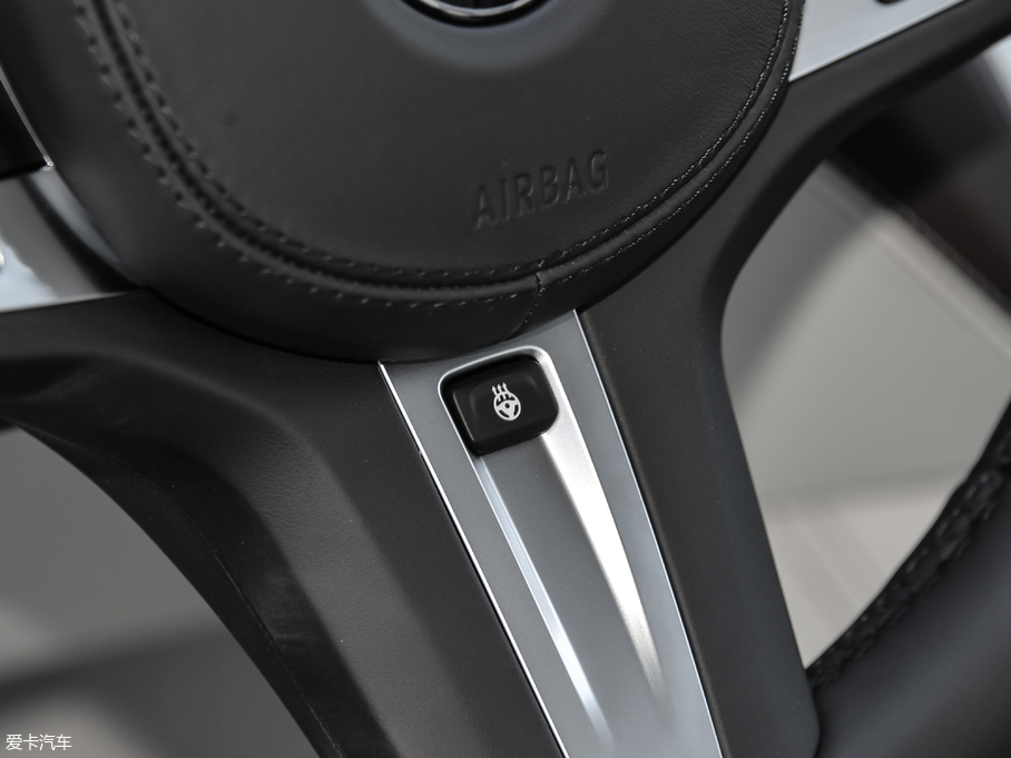 2018R7ϵ 740Li xDrive 40؄e