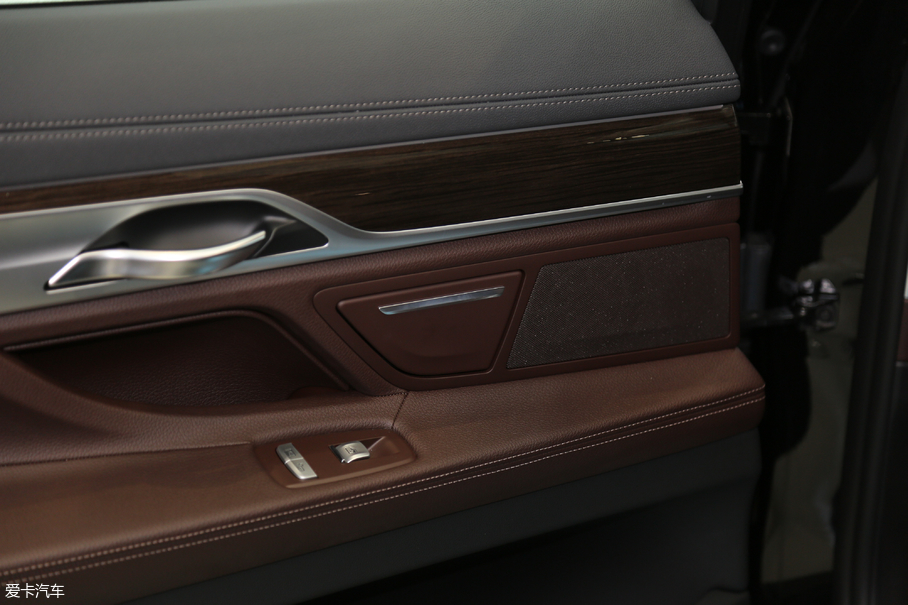 2018R7ϵ 730Li I ׿Խb