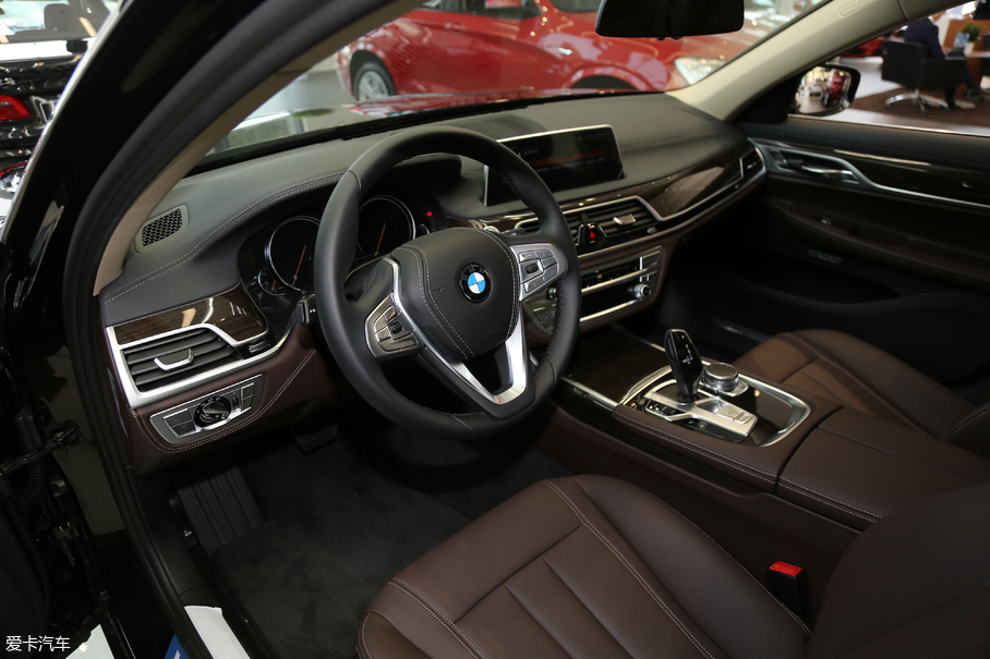 2018R7ϵ 730Li I ׿Խb