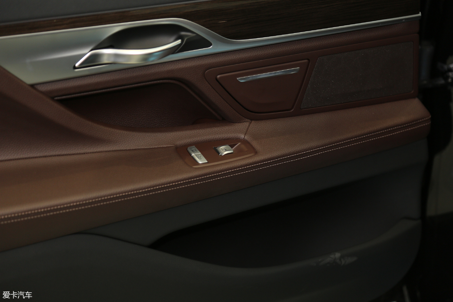 2018R7ϵ 730Li I ׿Խb