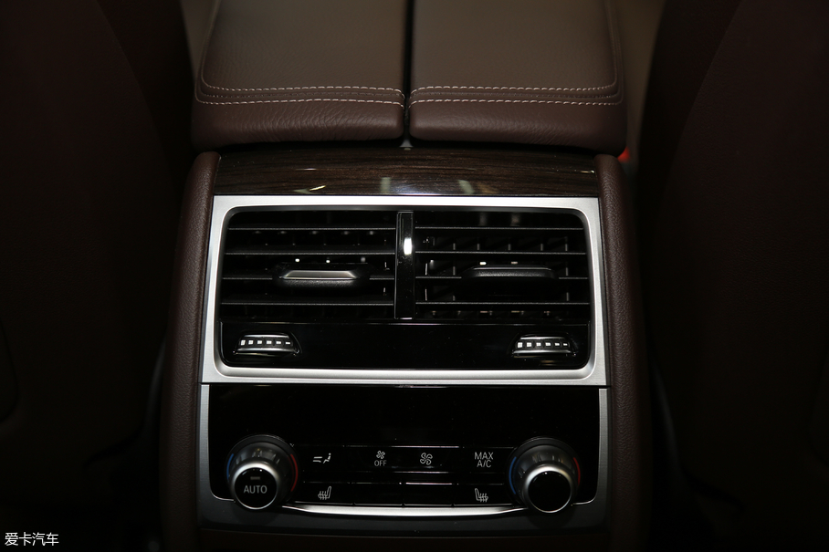 2018R7ϵ 730Li I ׿Խb