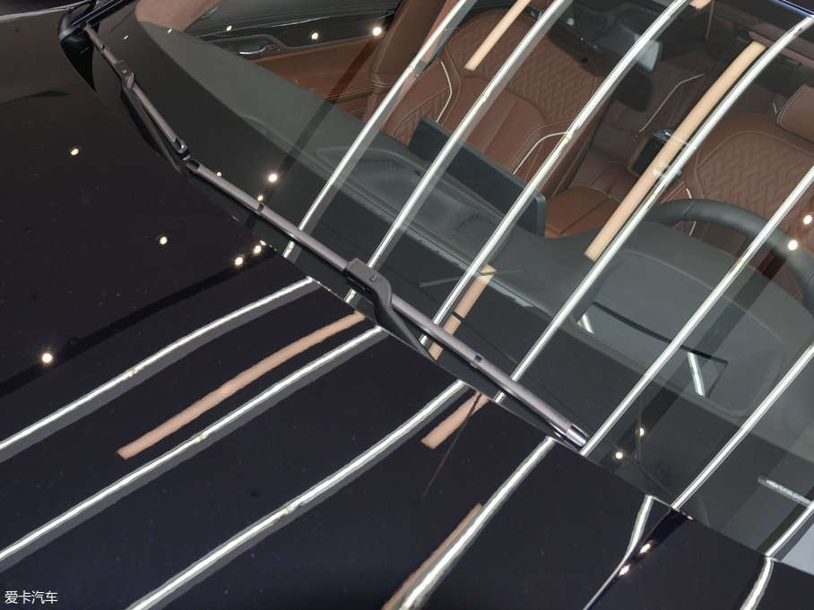 2018R7ϵ 740Li xDrive  M\(yn)(dng)b