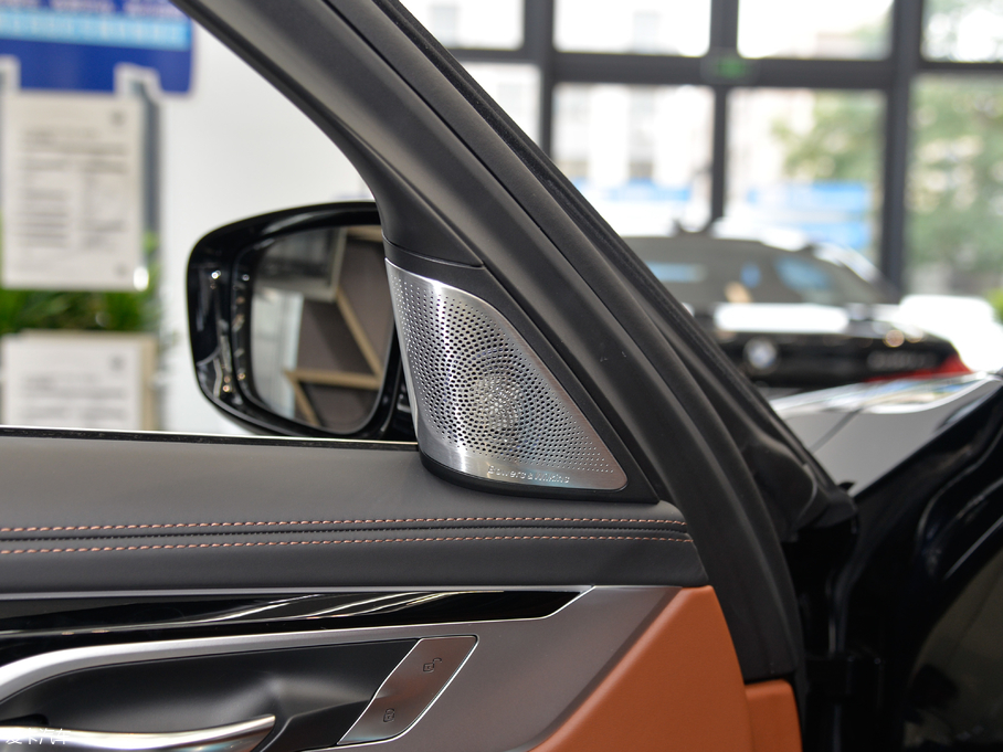 2018R7ϵ 740Li xDrive  M\(yn)(dng)b