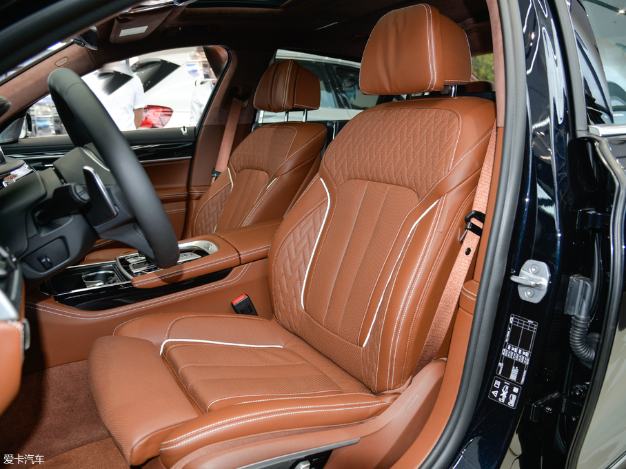 2018R7ϵ 740Li xDrive  M\b