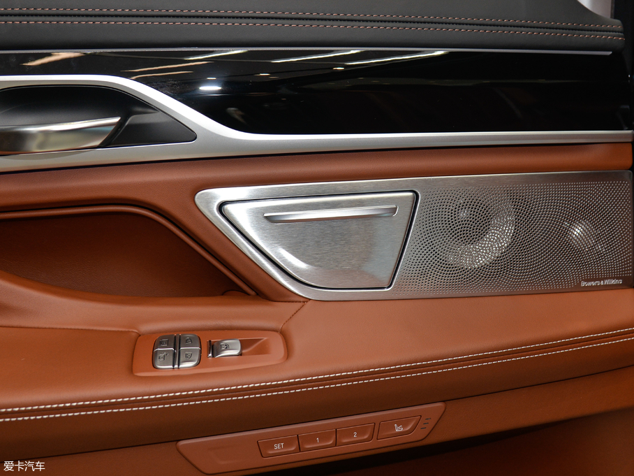 2018R7ϵ 740Li xDrive  M\b