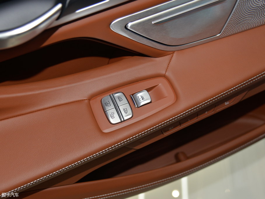 2018R7ϵ 740Li xDrive  M\(yn)(dng)b